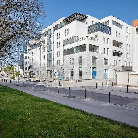 Modern Center Daire Pula